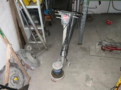 Overview picture of floor sander